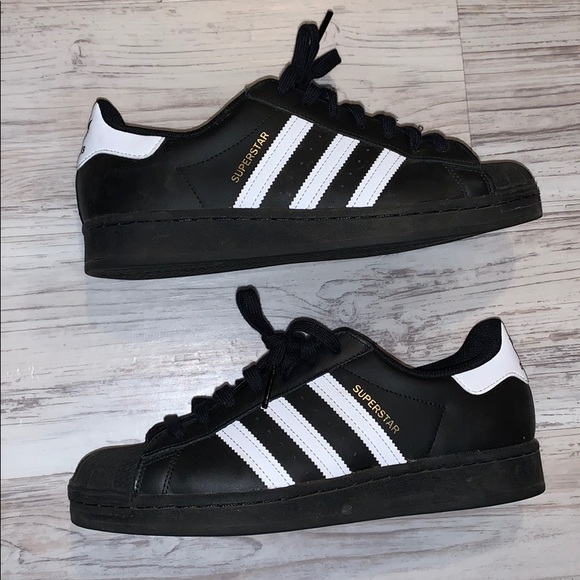 adidas Shoes - Adidas Superstars